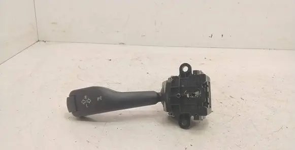 BMW 3 E46 Indicator stalk 8363668K 01104010