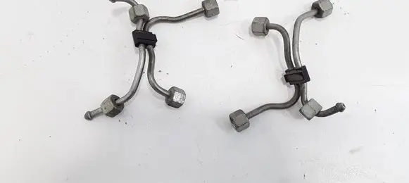 Peugeot 307 Fuel injector supply line/pipe 