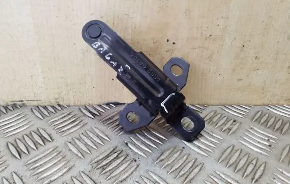 Volvo XC90 Tailgate lock loop/hook striker 30636912