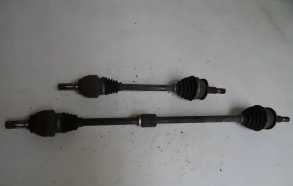 Opel Astra J Parcel shelf 