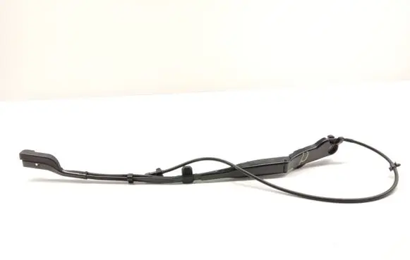 Volvo XC40 Front wiper blade arm 31457316