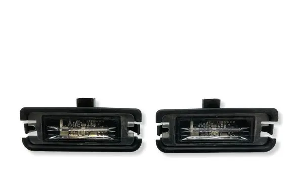 Ford Mustang VI Number plate light FR3B13543A