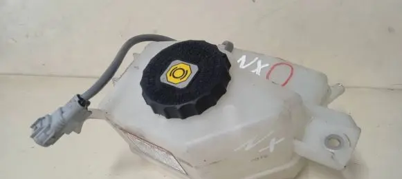 Power steering fluid tank/reservoir