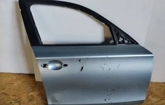 BMW 1 E81 E87 Front door 
