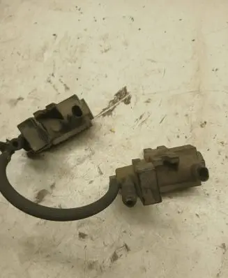 Mercedes-Benz A W168 Vacuum valve A0051535528 07T088 70078200