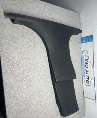 BMW 5 E60 E61 (B) pillar trim (bottom) 7027089