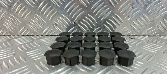 Peugeot 5008 II Wheel nut cap/cover 