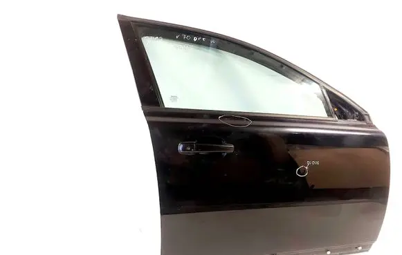 Volvo V70 Front door