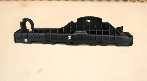 Mercedes-Benz SLK R171 Rear seat headrest 1716950233 A1716950233