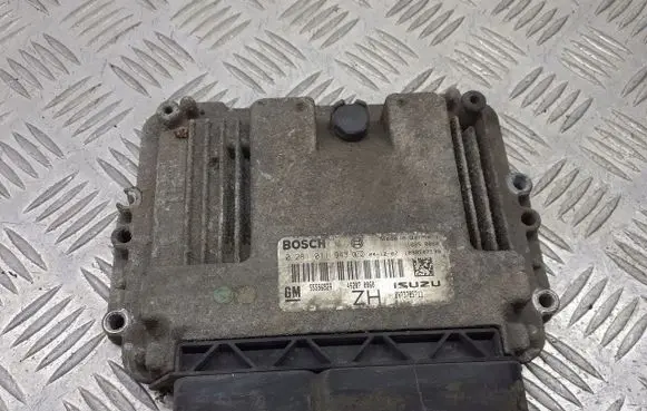 Opel Astra H Engine control unit/module ECU 55556829