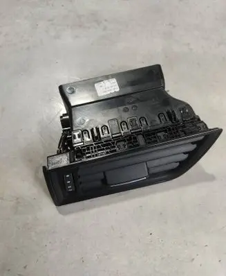 Skoda Superb B6 (3T) Dashboard air vent grill cover trim 3V0819701B 9087 13042017