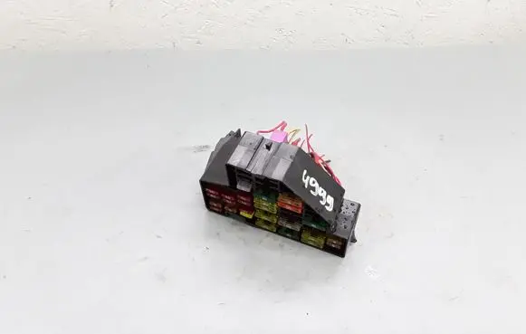 Volkswagen PASSAT B7 Fuse module 3C1941823 41507801010101