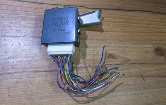 Toyota Yaris Other control units/modules 8598052030 051500-3420
