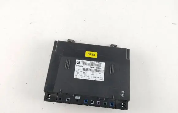 BMW 5 E60 E61 Seat control module 6927310 000024238 00401108A7