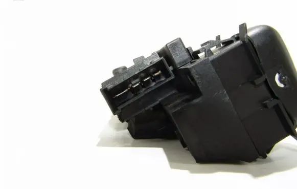 Mercedes-Benz E W210 Seat heating switch 2108200151