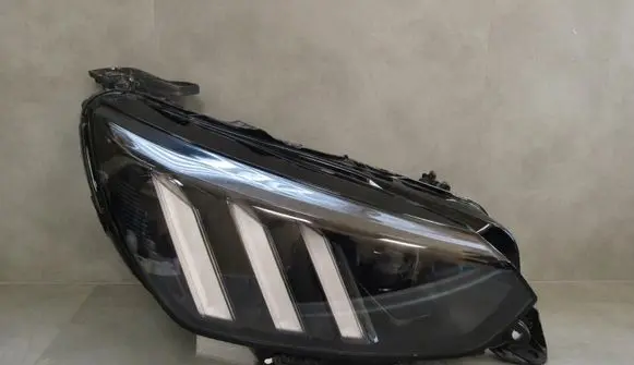 Peugeot 307 Headlight/headlamp 9841641980