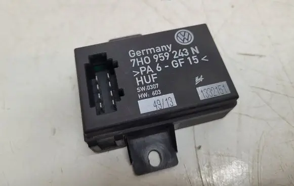 Volkswagen Transporter - Caravelle T5 Door control unit/module 7H0959243N 1332151 7H0959243