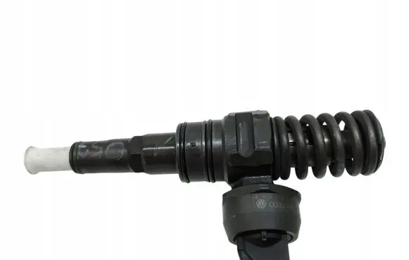 Seat Leon (1P) Fuel injector 038130073AG