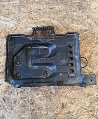 Battery tray