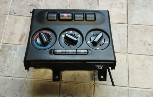 Opel Zafira A Climate control unit 90589777