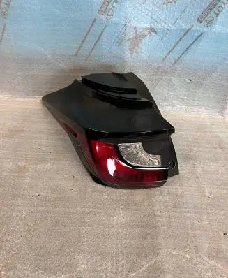 Toyota Yaris XP210 Rear/tail lights
