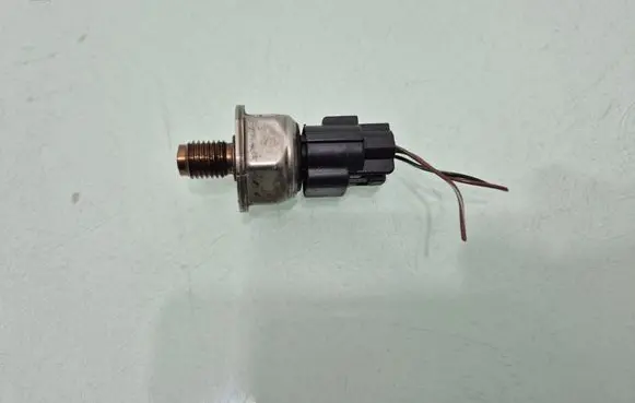 Opel Astra J Fuel pressure sensor 55PP0501