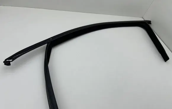 Mercedes-Benz A W177 Front door rubber seal A177722100
