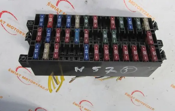 Opel Vivaro Fuse box set 