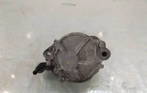 Citroen C3 Picasso Vacuum pump