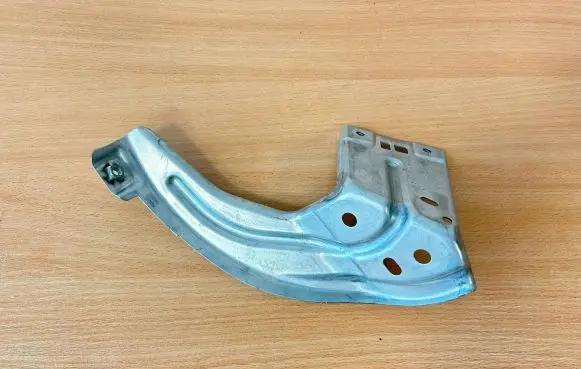 Volkswagen T-Cross Fender mounting bracket 2GM821135