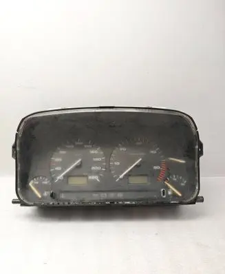 Volkswagen Golf III Speedometer (instrument cluster) 1H6919033BM 01262