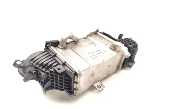Ford Focus EGR valve cooler JN1Q6C896AE 9814003580