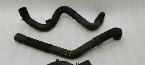 Mercedes-Benz S W222 Oil cooling pipe 9800479