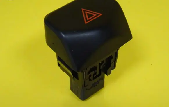 Nissan Note (E11) Hazard light switch 06019 NILES06019