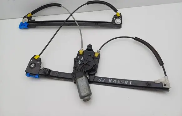 Renault Laguna II Front door window regulator with motor 400569E