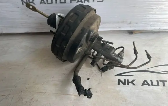 Volvo XC70 Brake booster P30714320