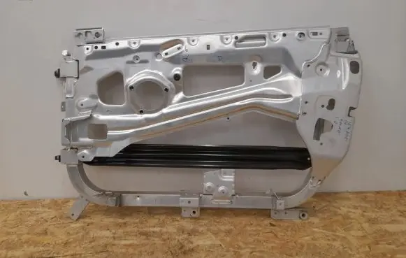 BMW i3 Front door 2574054 15072015