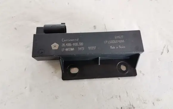 Dodge Durango Aerial antenna amplifier 68068148AA
