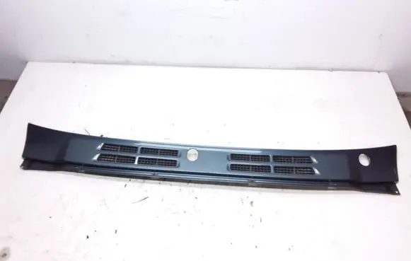 Mitsubishi Pajero Wiper trim