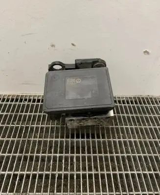 Volkswagen Jetta VII ABS Pump 5Q0614517