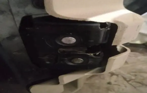 Dodge Caliber Tailgate/trunk/boot lock/catch/latch