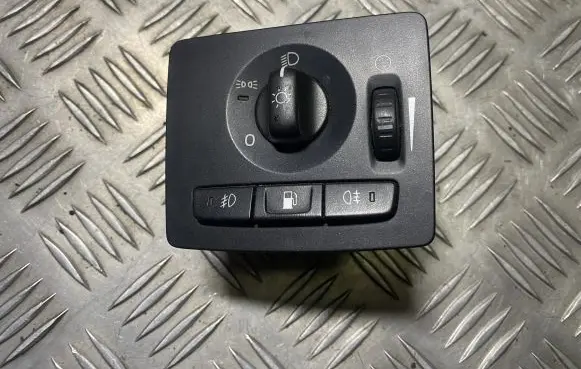 Volvo V50 Light switch 30739299 05W15T