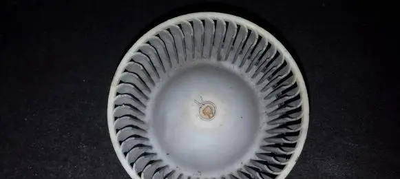 Mazda 323 Heater fan/blower hb111be5m03 8940000060