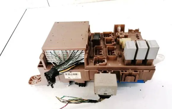 Toyota Corolla E120 E130 Fuse box set 0548342K13