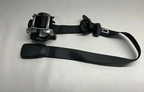 BMW 2 F46 Front seatbelt 627941400 7313304
