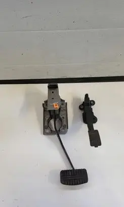 Mitsubishi ASX Pedal assembly