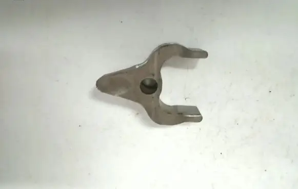 BMW 3 E90 E91 Fuel Injector clamp holder