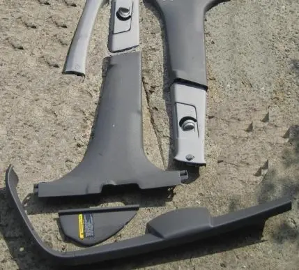KIA Rio (B) pillar trim (bottom)