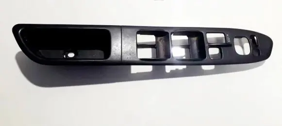 Subaru Forester SG Front door window switch trim 