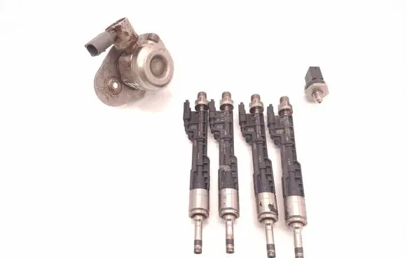 BMW X3 F25 Fuel injection system set 7584461 13647597870 10213541